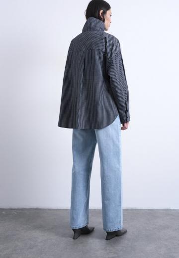 Клешеные джинсы