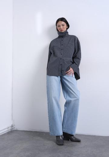 Клешеные джинсы