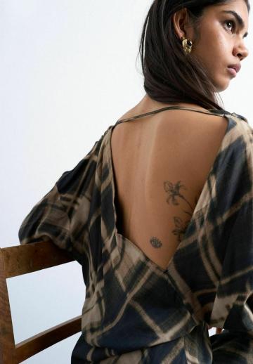 Короткое платье