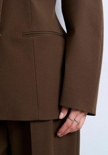 Короткое пальто