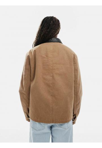 Куртка с накладнымит карманами