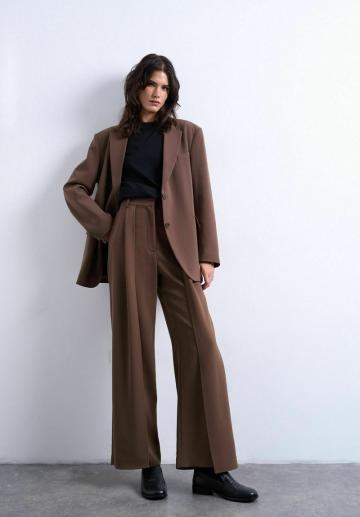 Короткое пальто