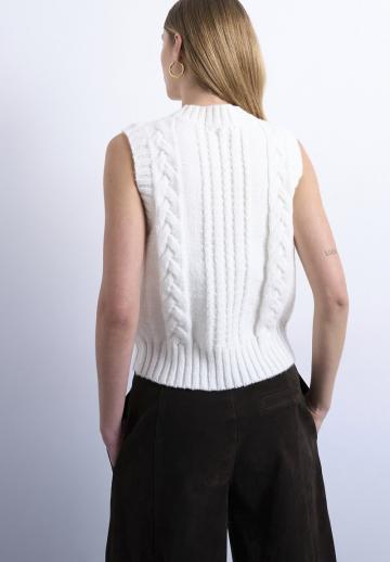 Пуловер без рукавов