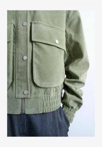 Блейзер с накладными карманами