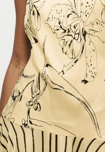 Пляжное платье