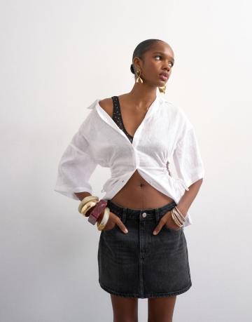 Юбка с накладными карманами