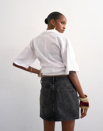 Юбка с накладными карманами