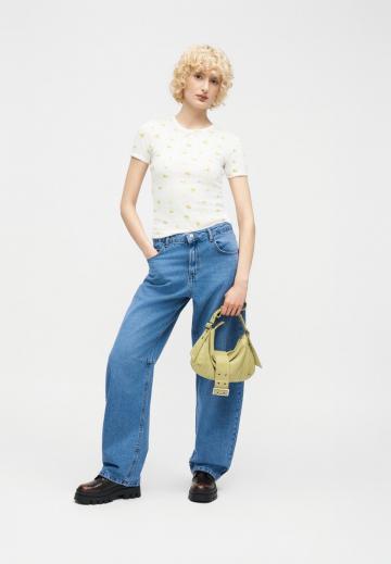 Свободные джинсы