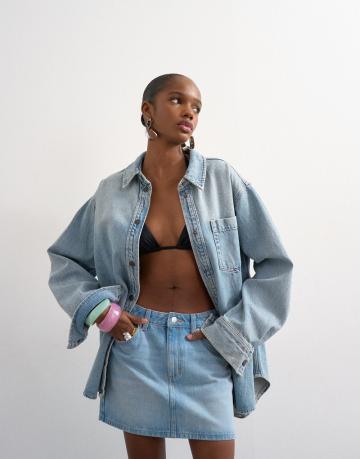 Юбка с накладными карманами