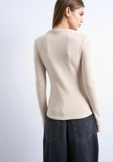 Вязаная кофта