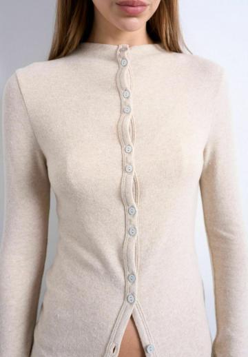 Вязаная кофта