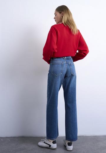 Прямые джинсы