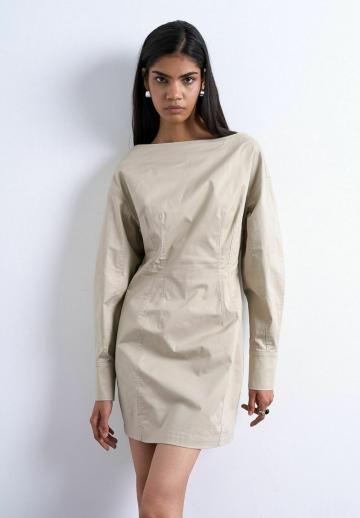 Короткое платье