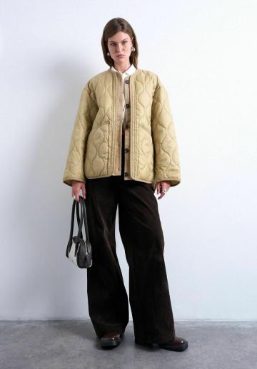 Зимняя куртка