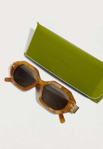 Солнечные очки