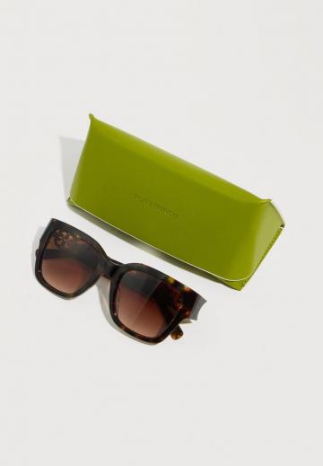 Солнечные очки