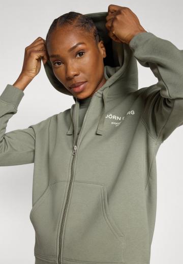 Спортивная толстовка