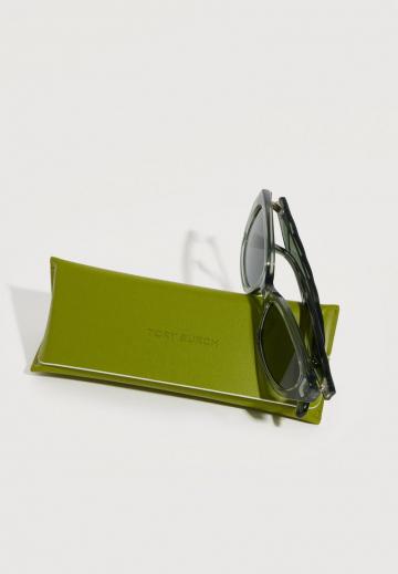 Солнечные очки