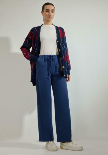 Прямые джинсы