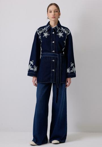 Короткое пальто