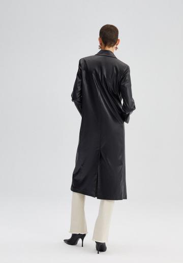 Пальто из искусственной кожи
