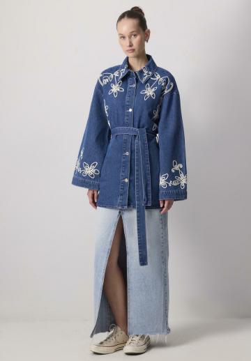 Короткое пальто