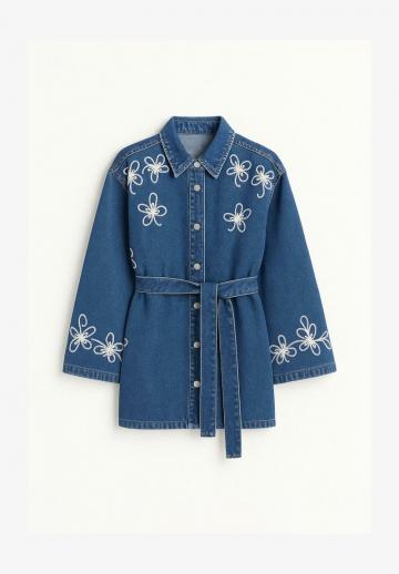 Короткое пальто