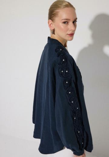 Короткое пальто