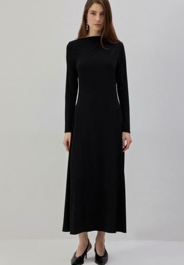 Вязаное платье