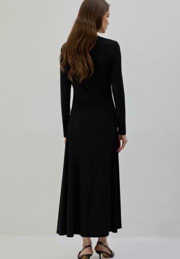 Вязаное платье