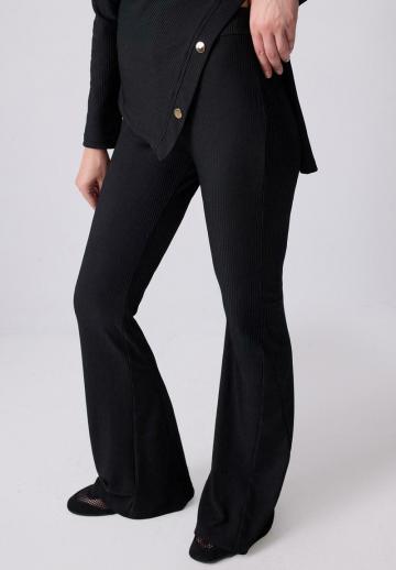 Узкие брюки