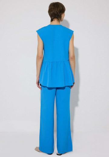 Длинный жилет