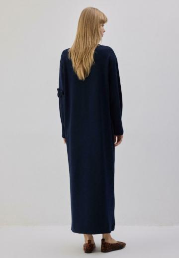 Вязаное платье