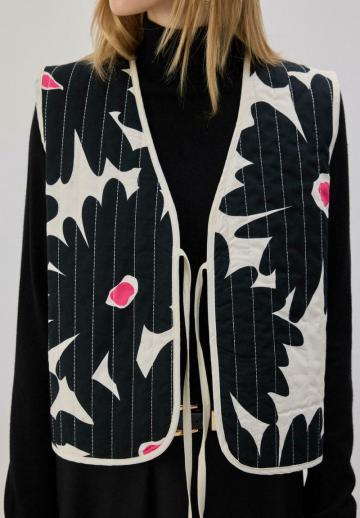 Жаккардовая вязаная кофта