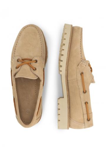 Ботинки на шнуровке