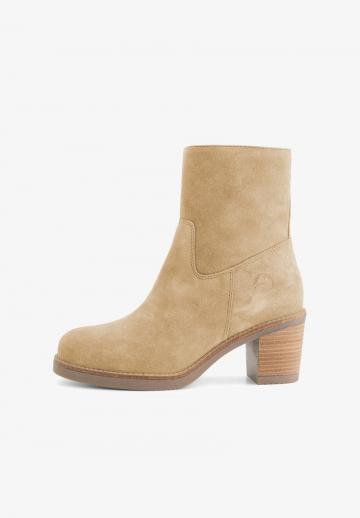 Полусапожки