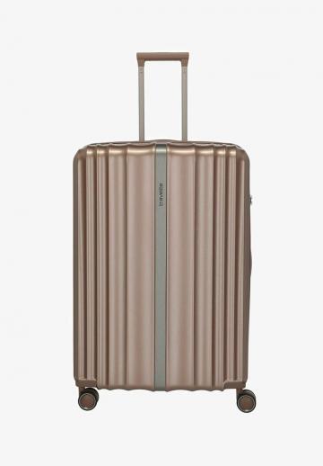 Набор чемоданов