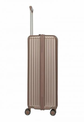 Набор чемоданов