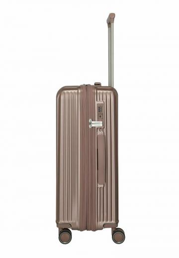 Набор чемоданов