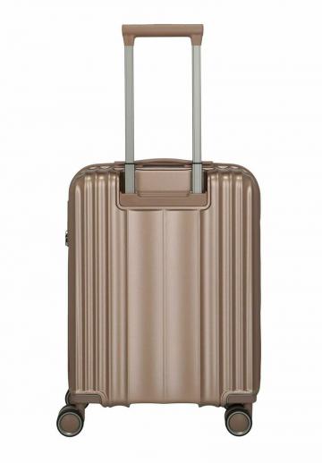 Набор чемоданов