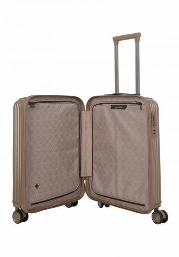 Набор чемоданов