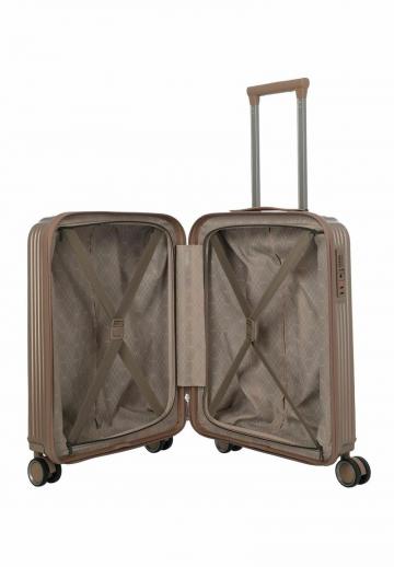 Набор чемоданов