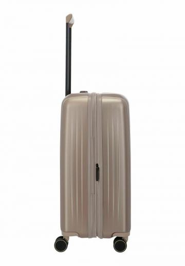 Чемодан на колесах