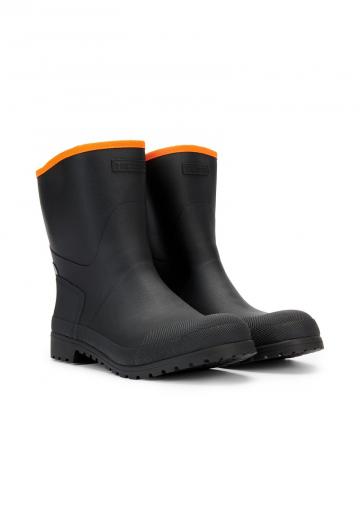 Резиновые сапоги