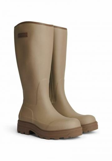 Резиновые сапоги