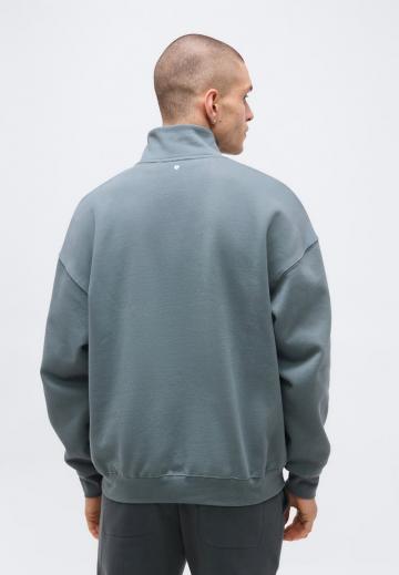 Спортивная кофта