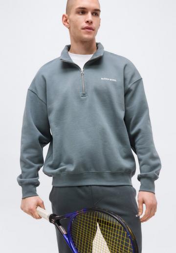 Спортивная кофта