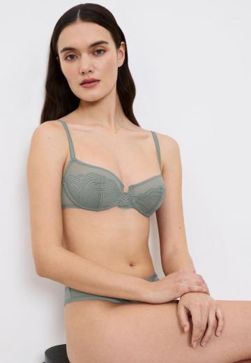 Бюстгальтер