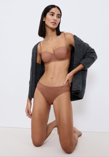 Бюстгальтер без бретелек