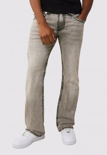 Клешеные джинсы